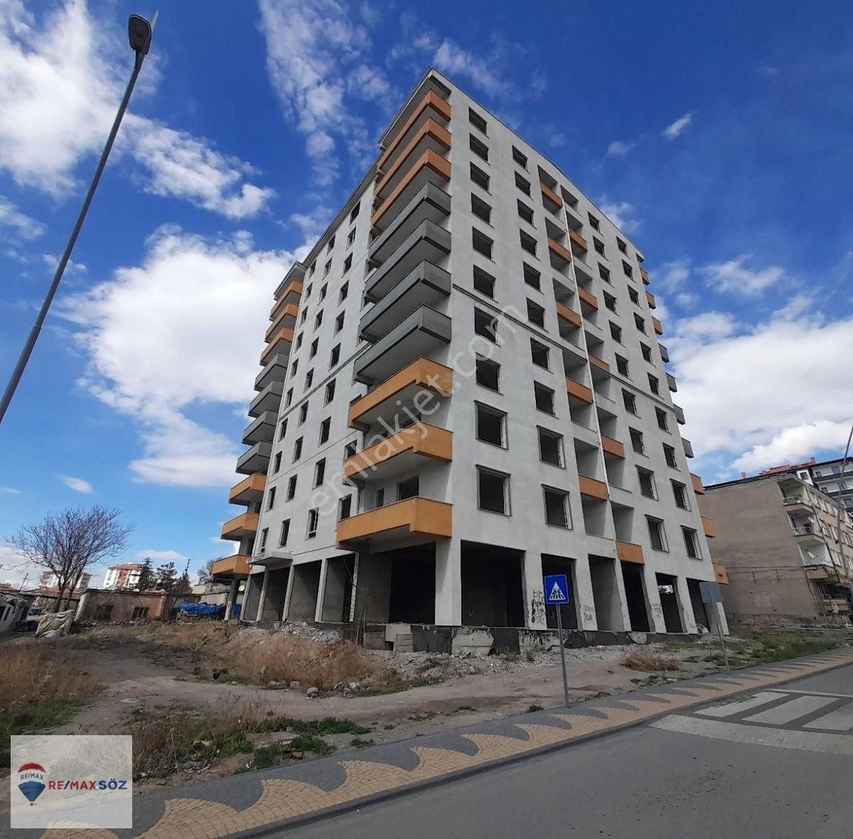 "açıklamayı Okuyun" Eski Çevre Yolu Üzeri Yatırımlık Daire