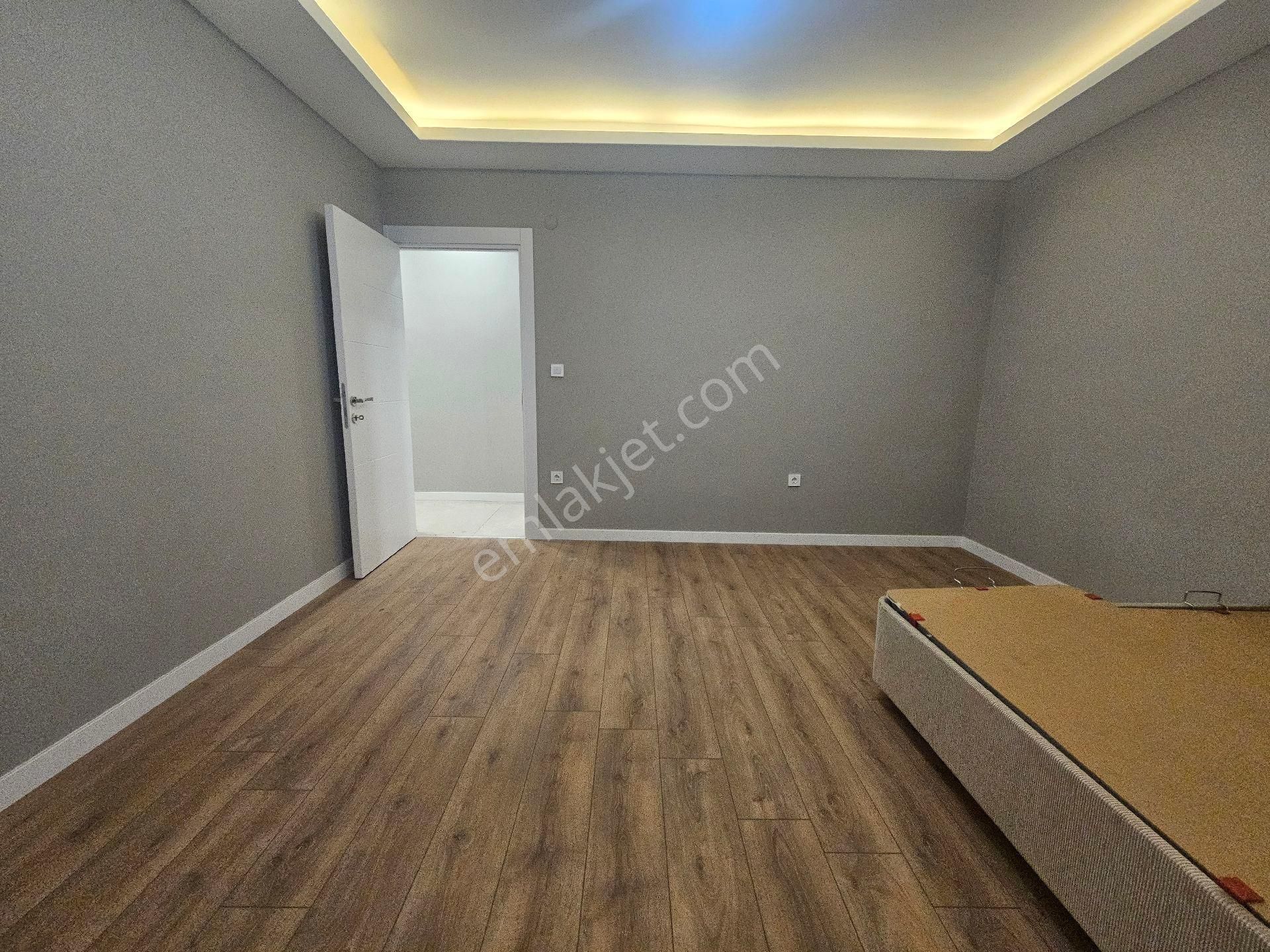Cumhuriyet Mahallesi 2+1 Masrafsız Daire - Görsel 21