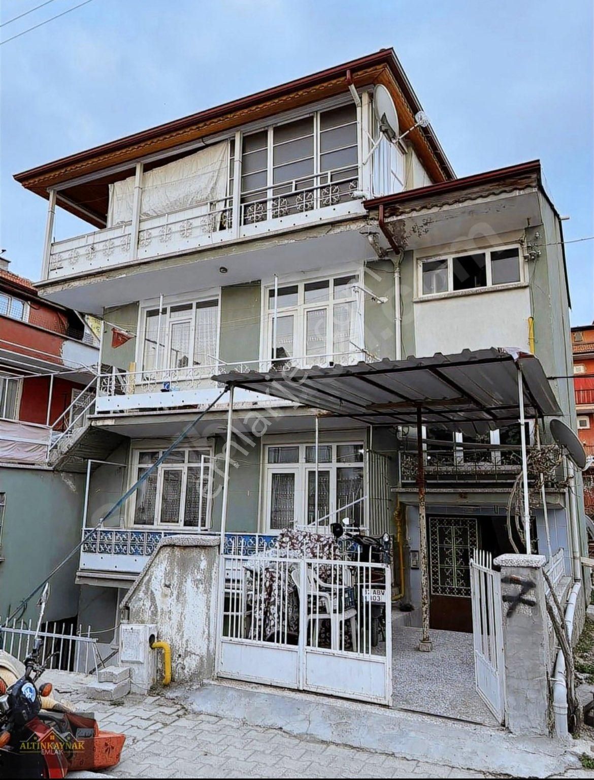 Isparta Merkezde Satılık 3+1 Daire