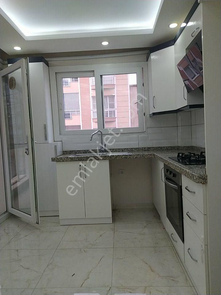 Maltepe'de Satılık 2+1 Dsire