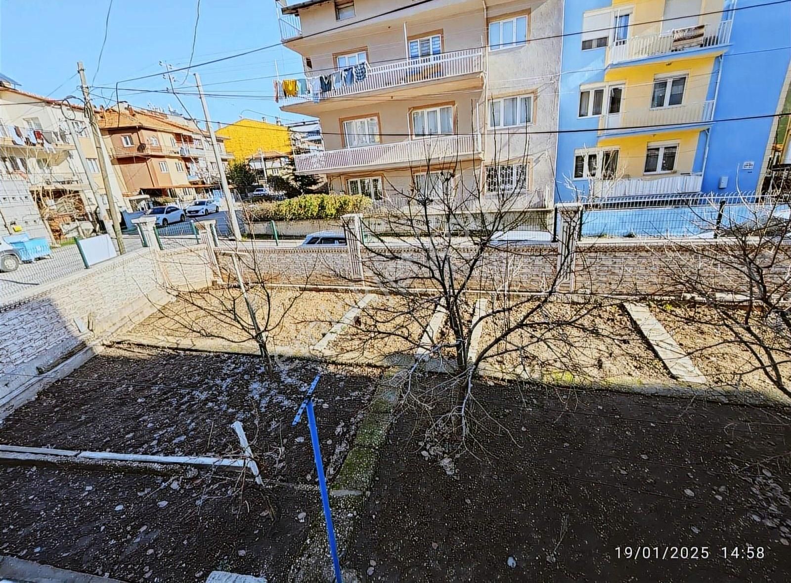 Temenos'tan Sarayaltı'nda Çift Cephe Satılık Müstakil Dubleks Ev