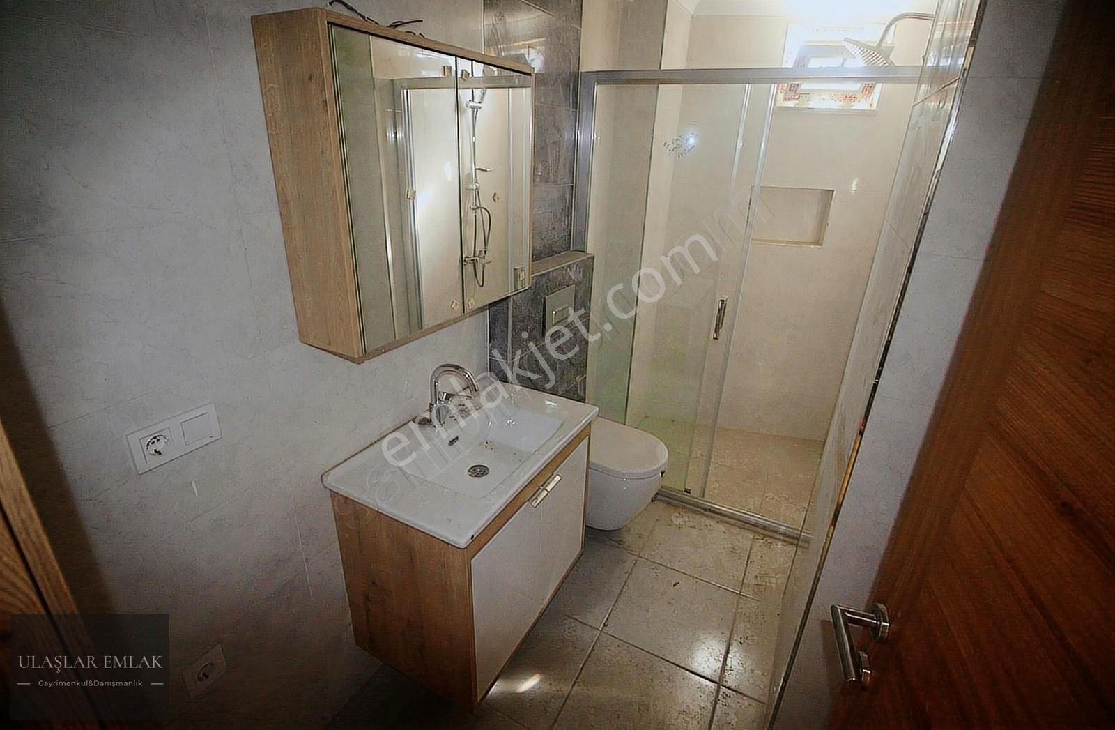 Finans Merkezi Karşısında Teraslı 4+1 180 M2 Ferah Dublex.. - Görsel 10