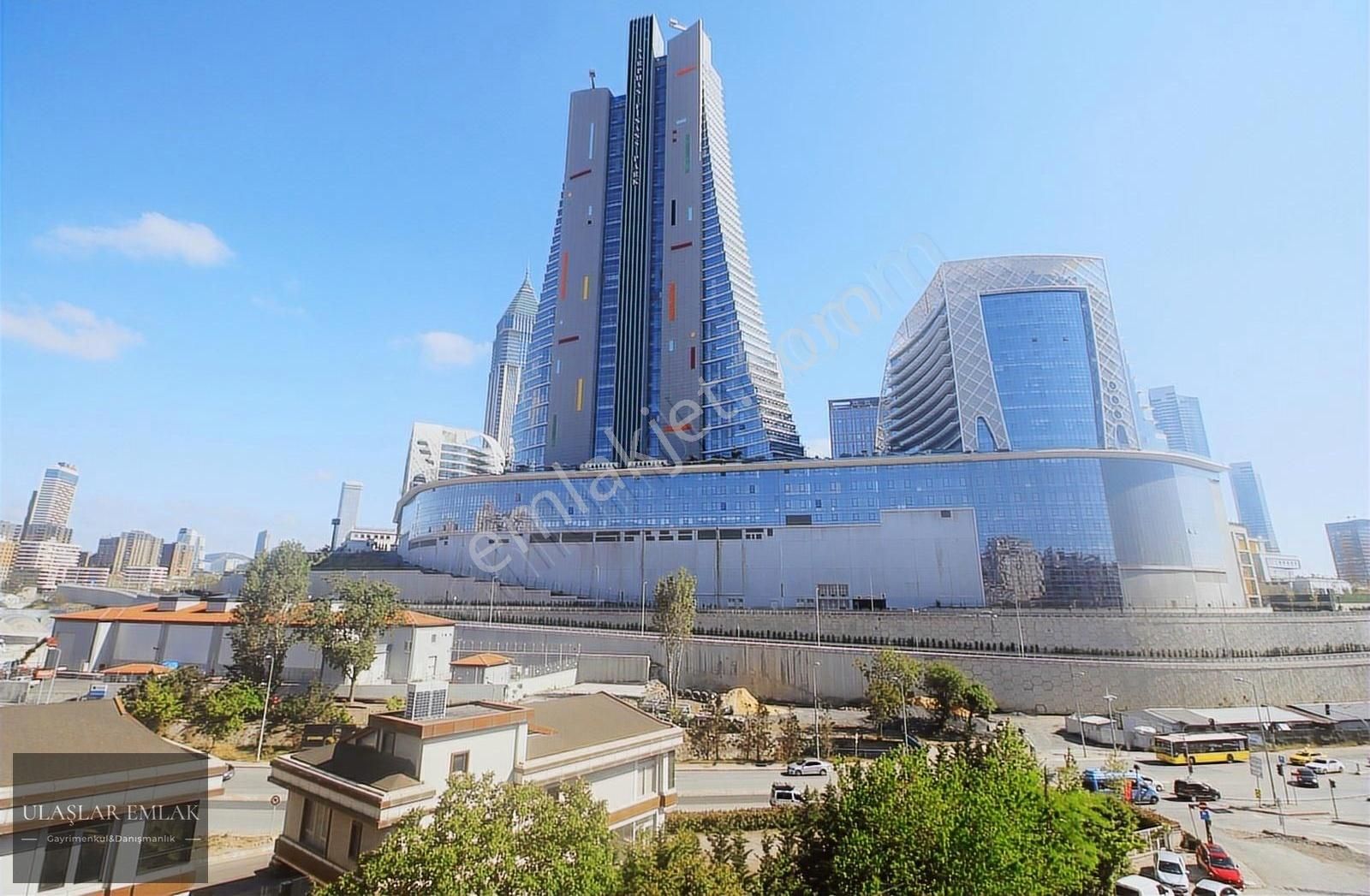 Finans Merkezi Karşısında Teraslı 4+1 190 M2 Ferah Dublex.. - Görsel 17