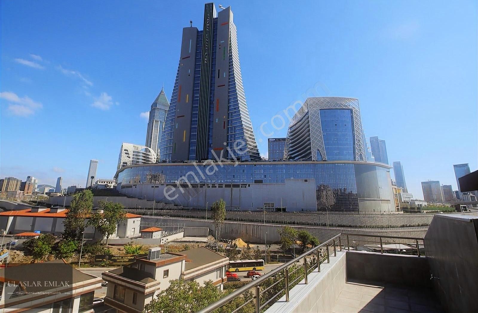 Finans Merkezi Karşısında Teraslı 4+1 190 M2 Ferah Dublex.. - Görsel 24