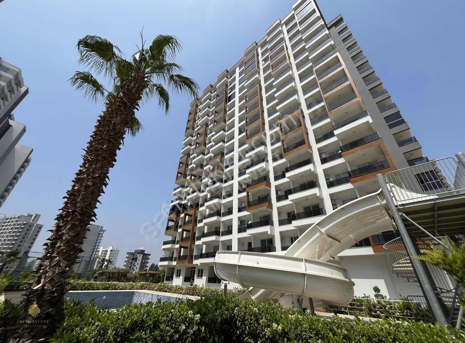 King'den Arpaçbahşiş'de Havuzlu Aquaparklı 1+1 B.mutfak Daire