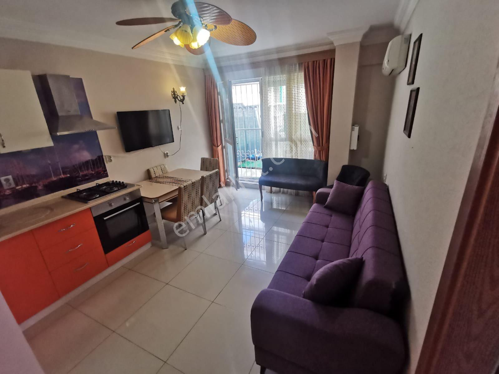 Fi Harita Gayrimenkulden Sitelerde 2+1 Denize 50 M Satılık Daire