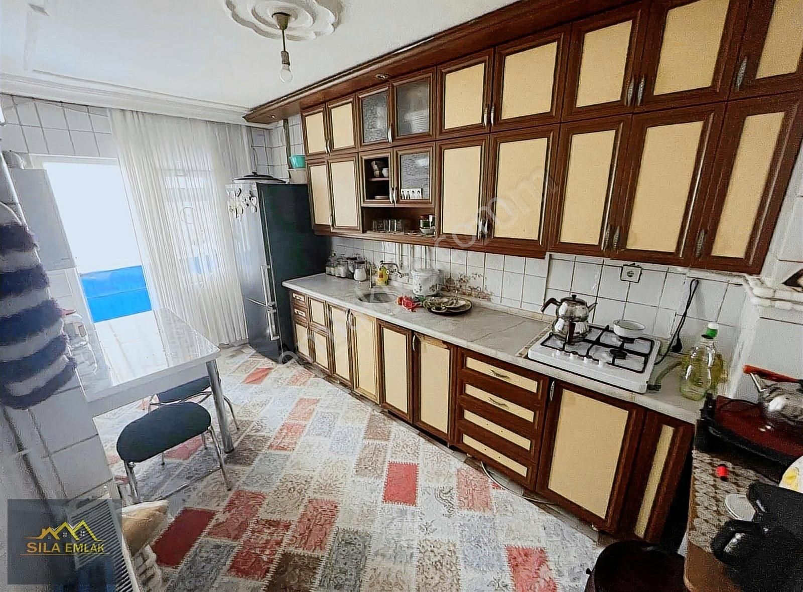 Sıla'dan Akşemsettin'de 3+1 Geniş M2 Krediye Uygun Satılık Daire