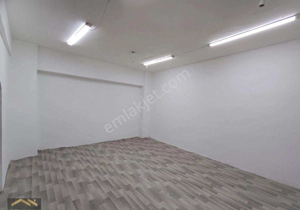 Beyazıd Gedikpaşa Bölgesinde Ticaretin Çok Yoğun Olduğu Bölgede 25 Metrekare Depo - Görsel 14