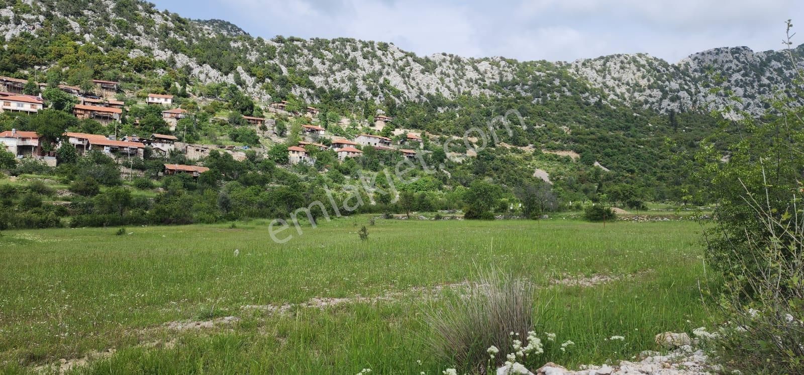 Antalya Akseki Sadıklarda Satılık Köye Yakın Mustakil Parsel