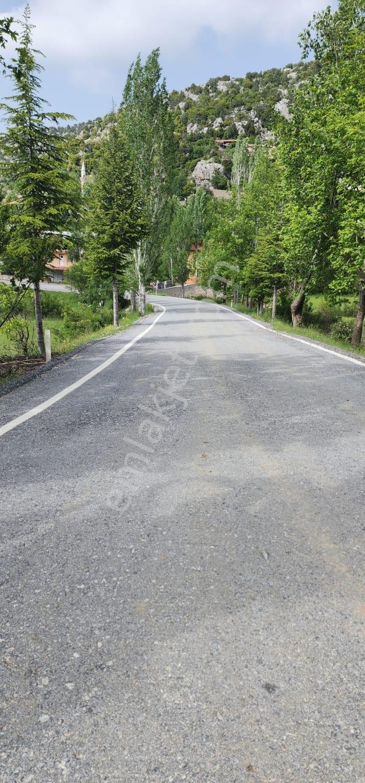 Antalya Akseki Sadıklarda Satılık Köye Yakın Mustakil Parsel - Görsel 2