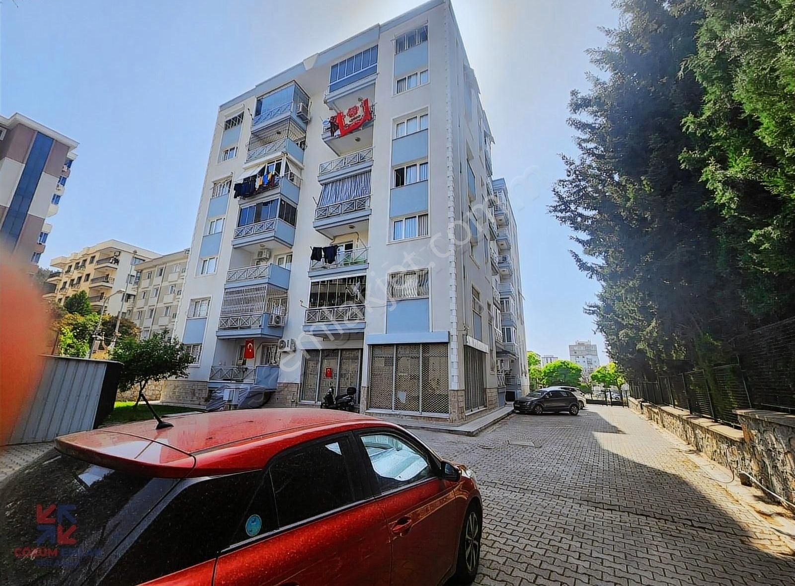 Buca Batı Otoban Çıkışı İşkent Sitesinde Ebeveyn Banyolu 3+1