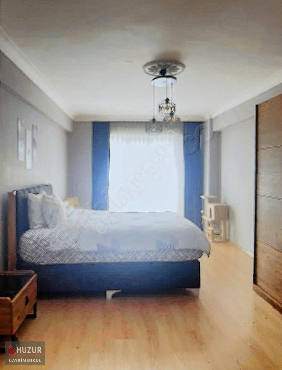 Huzurdan Reşadiye Mah Şınası Kurşun Caddesi Civarı Satlık Daire