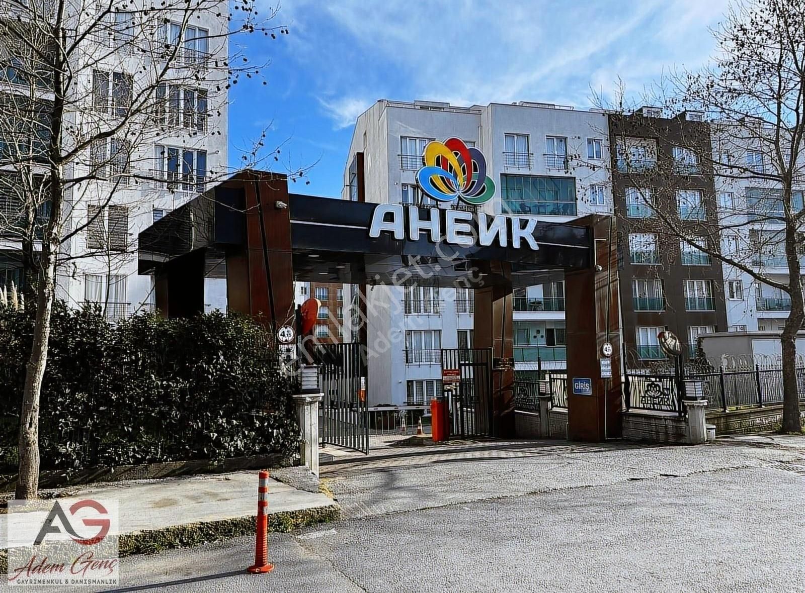 Ahenk İstanbul Projesinde Ebeveyn Banyolu 3+1 Kiralık Daire