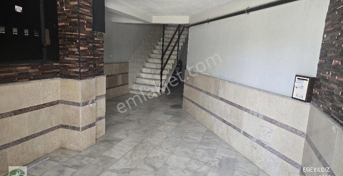 <<egeyıldız Dan>> Acil Satılık 3+1 Altıkumda Denize Yakın Merkezi Konum Tadilatsız Daire