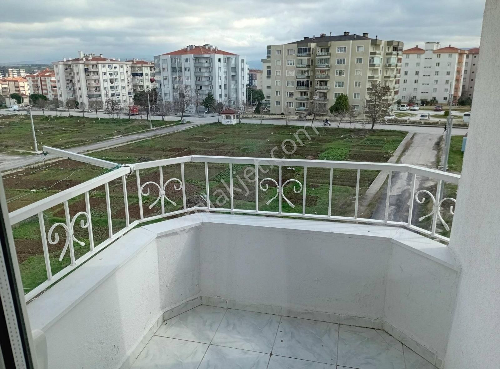 Merkez Esenler Satılık 3+1 Daire