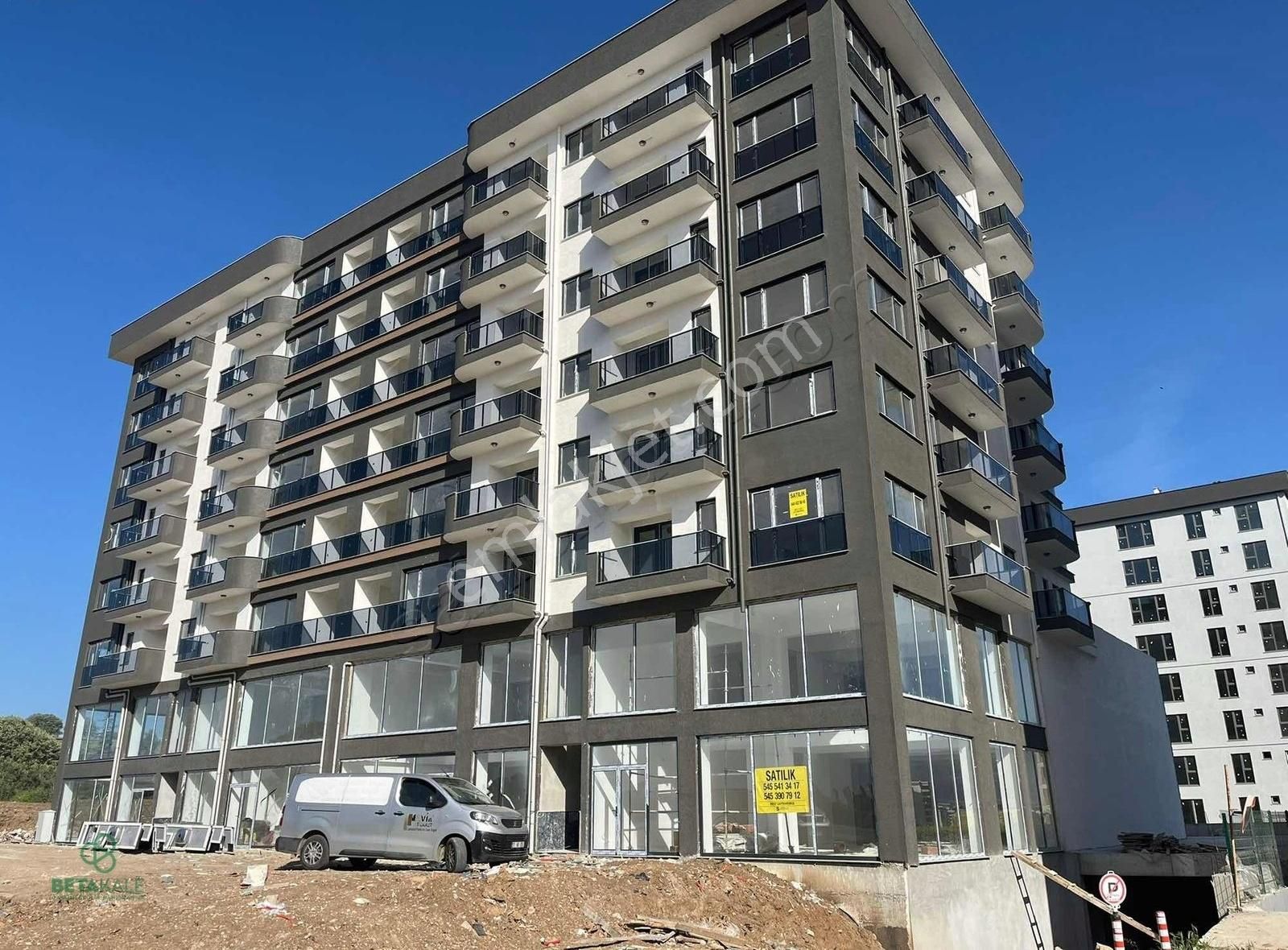 Çanakkale Esenler Karacaören'de Site İçinde 3+1 Geniş Daire