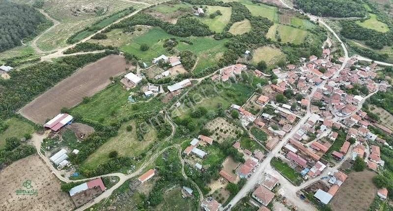Lapseki İlyasköyde %40 İmarlı,2 Kat Ruhsatlı,satılık Arsa!