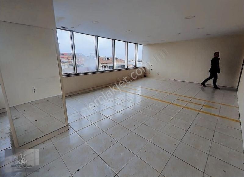 Sulyapıdan Barbarosta İmalata Atöyeye Uygun Kiralık 800 M2 - Görsel 14