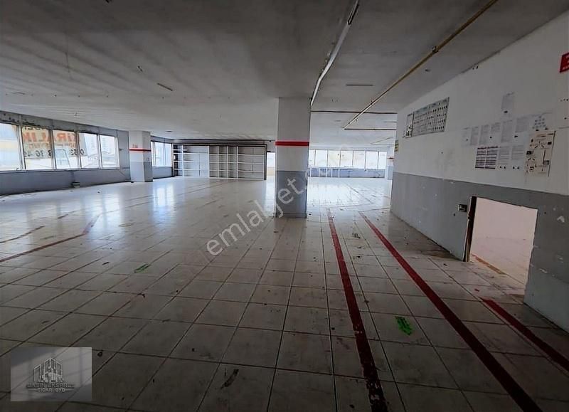 Sulyapıdan Barbarosta İmalata Atöyeye Uygun Kiralık 800 M2 - Görsel 15