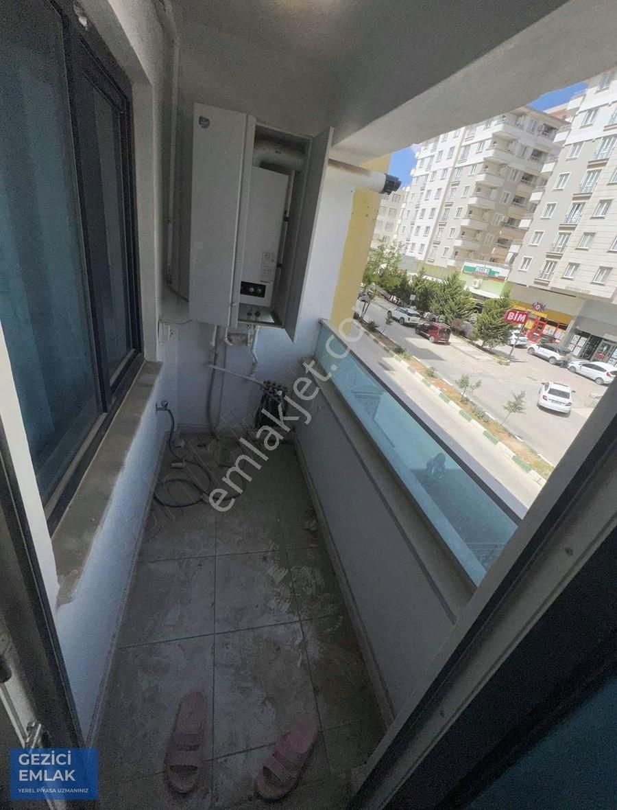 Gezici Emlak'tan Kiralık 2+1 Eşyalı Stüdyo Daire