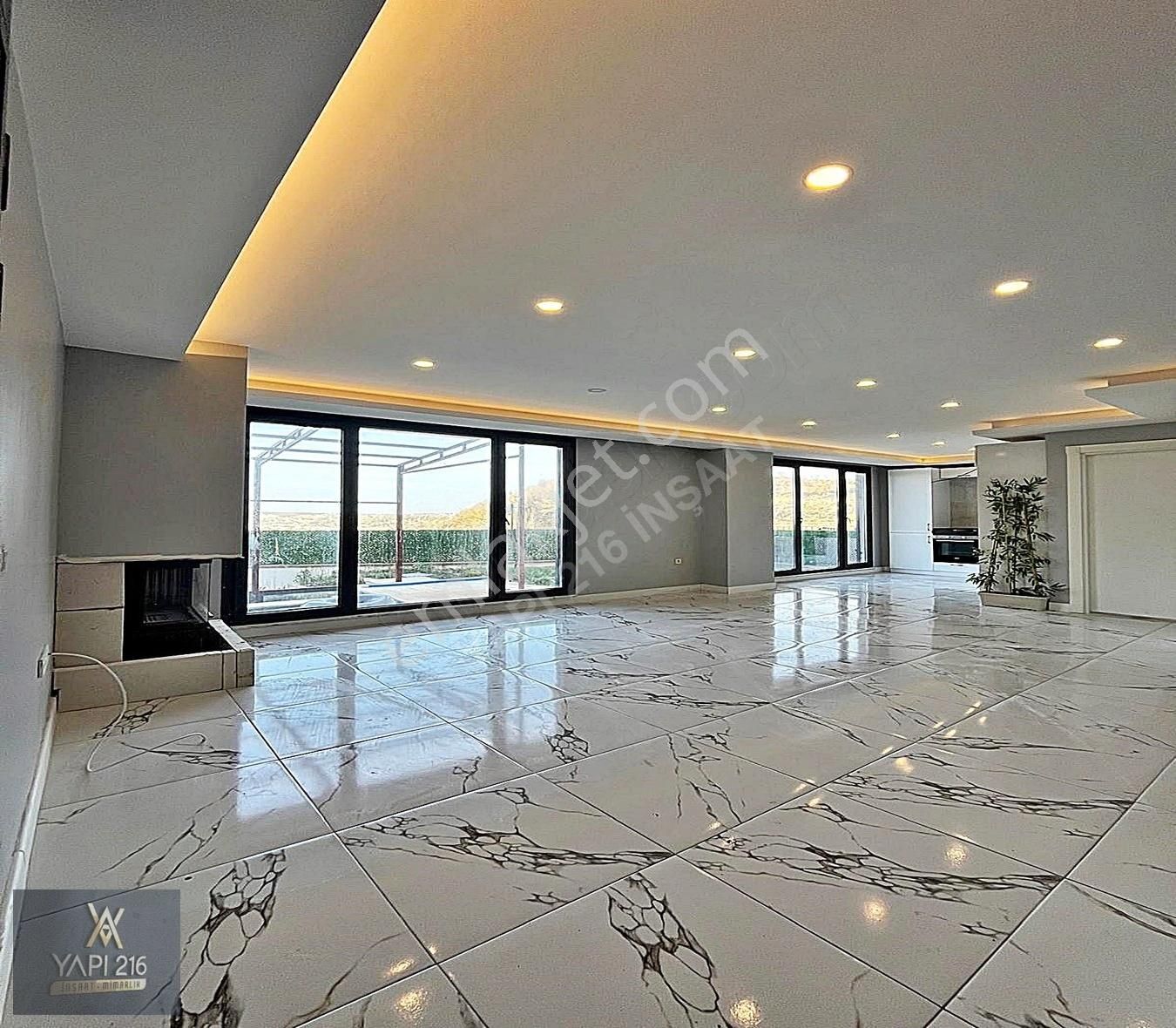 Şile Ahmetli'de Deniz Manzaralı Müstakil Havuzlu 5+1 Lüks Villa