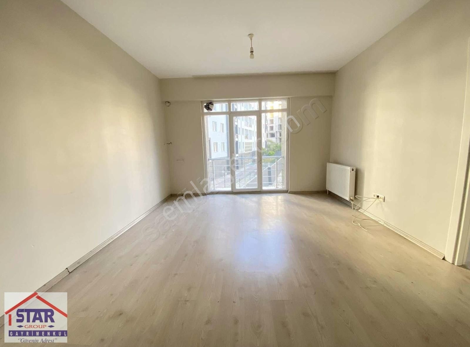 Metrobüse Yürüme 12 Dk. Butik Site İçerisinde 1+1 Kiralık Daire