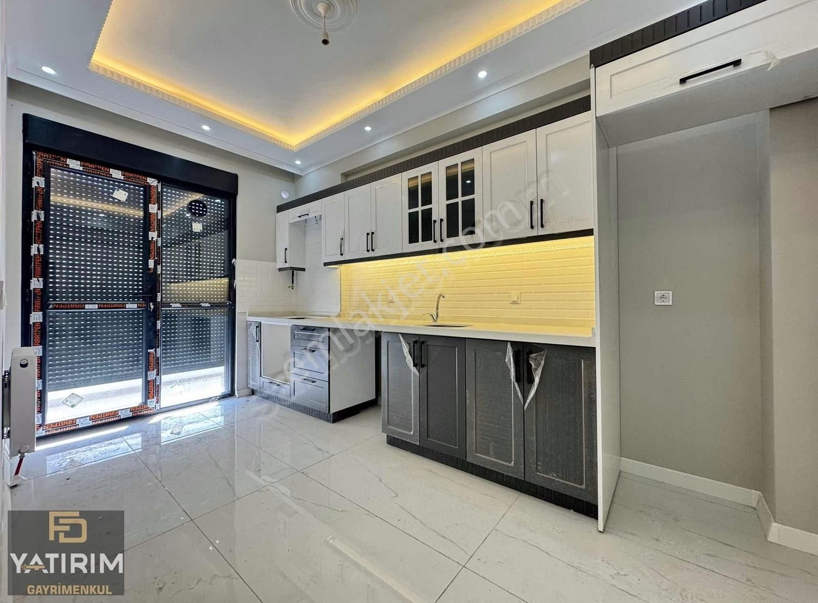 Bayramoğlu Balyanoz Sahil Yakını 2+1 145 M² Lüx Çatı Dubleksi