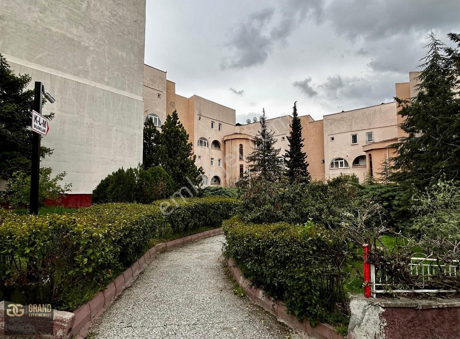 Batıkent 'pamukbank Sitesi' Kök Tapu 3+1 135 M2 Dubleks Daire !!