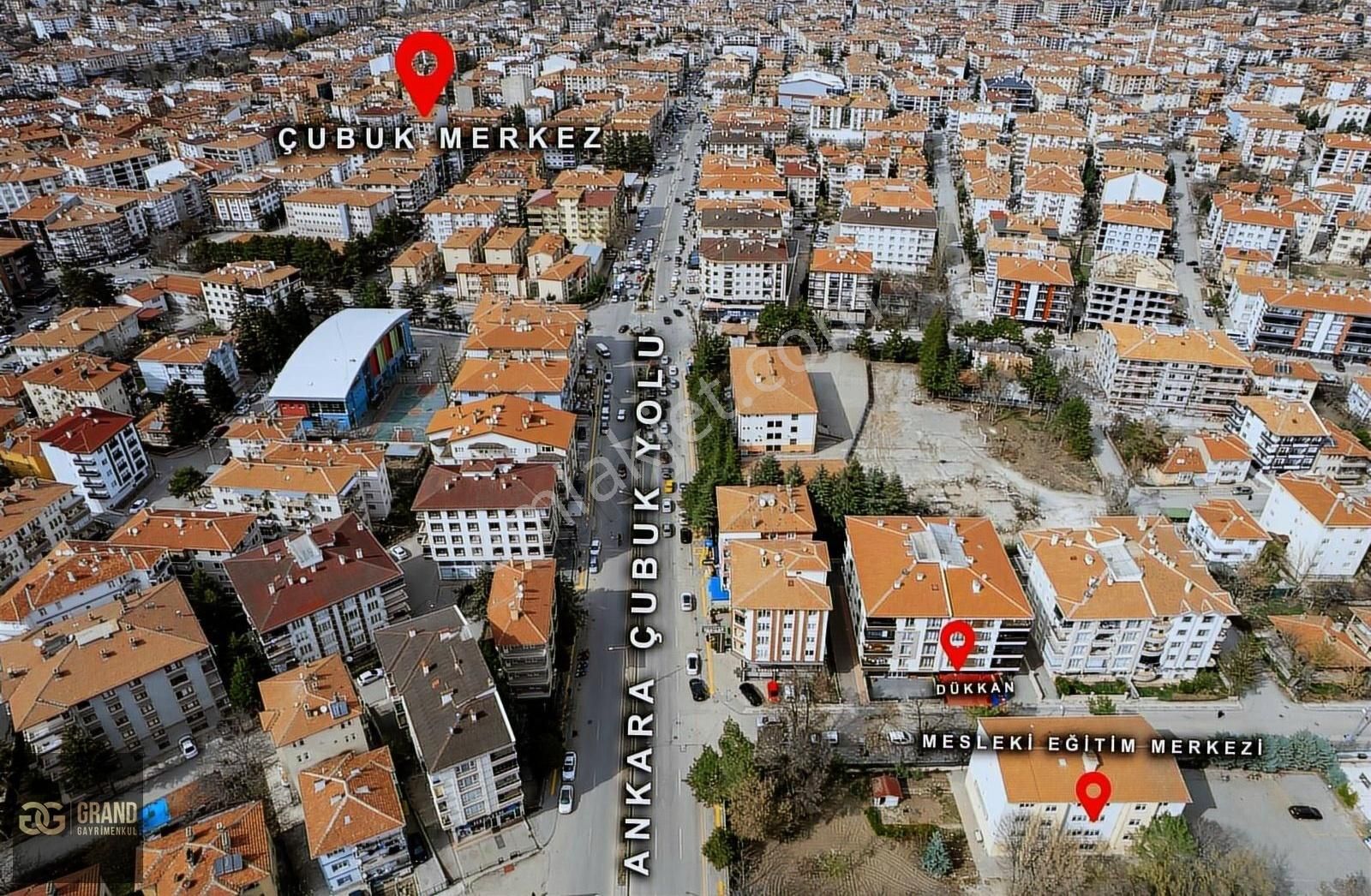 Ana Yola 50 Metre Mesafede Geniş Dükkan 165 M2 Giriş 165 M2 Depo