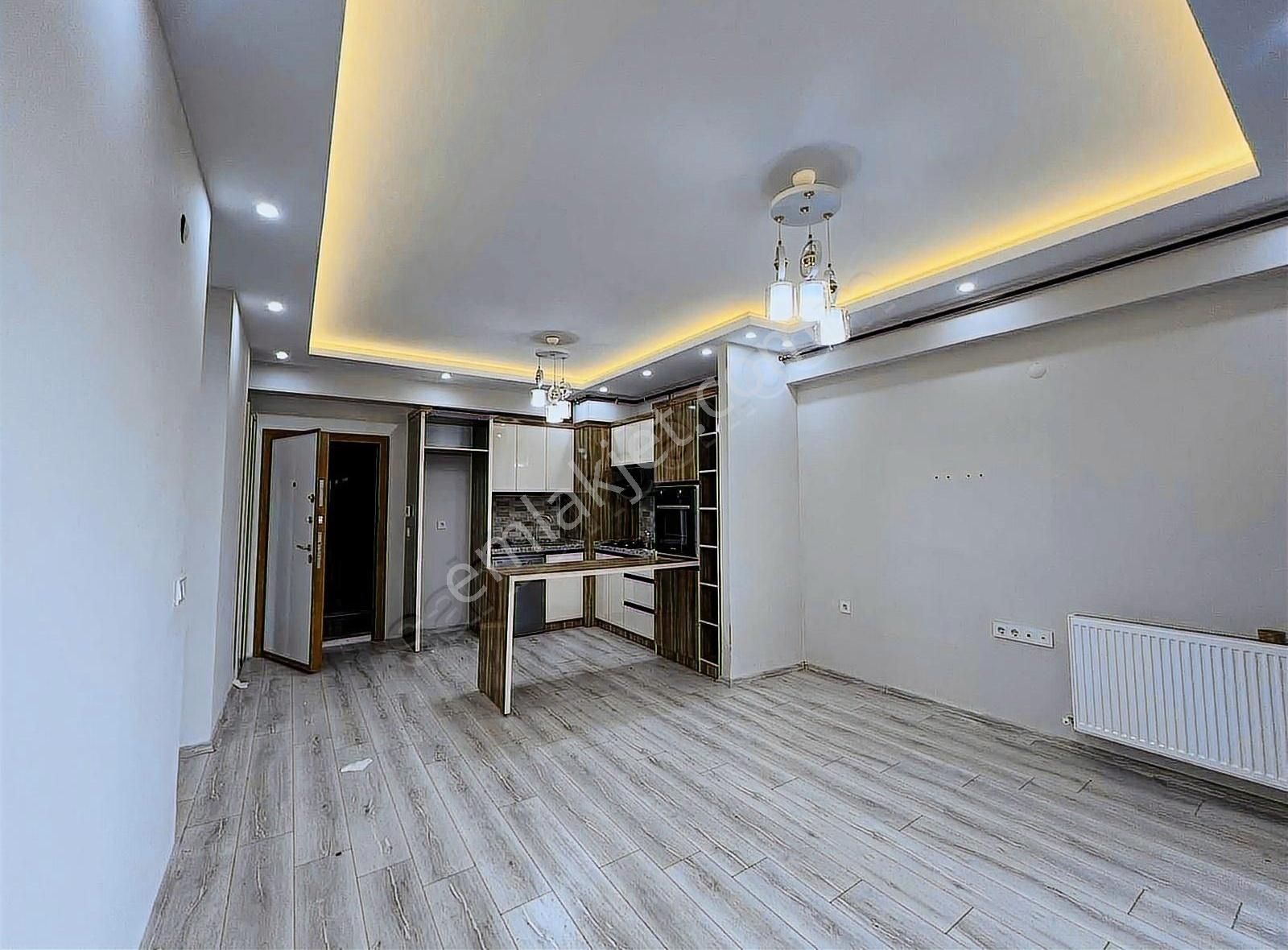 Havuzlu Sitede Fırsat Daire - Görsel 9