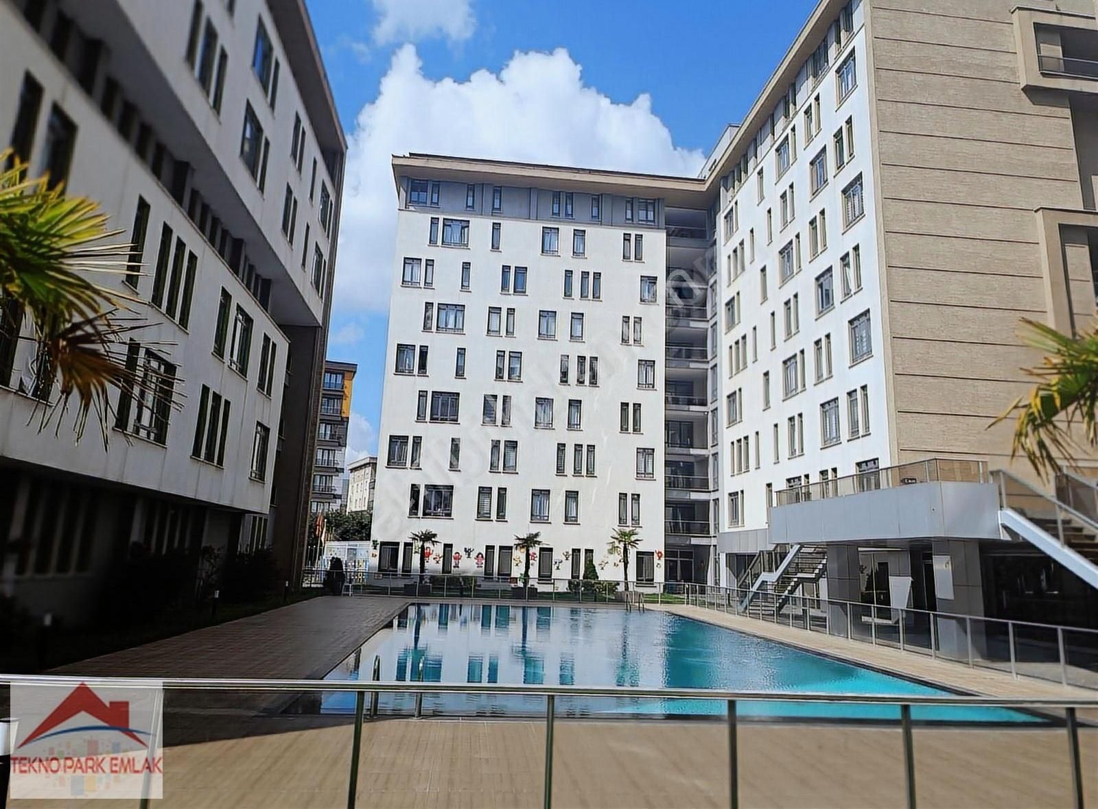 City Life Kurtköy Kiralık 1+1 İsteyene Boş İsteyene Eşyalı Daire