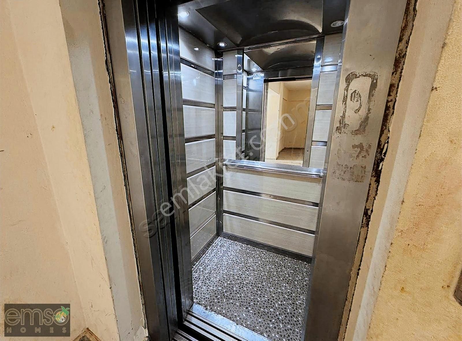 Döşemealtı Bahçeyaka'da 3+1 Kiralık Daire