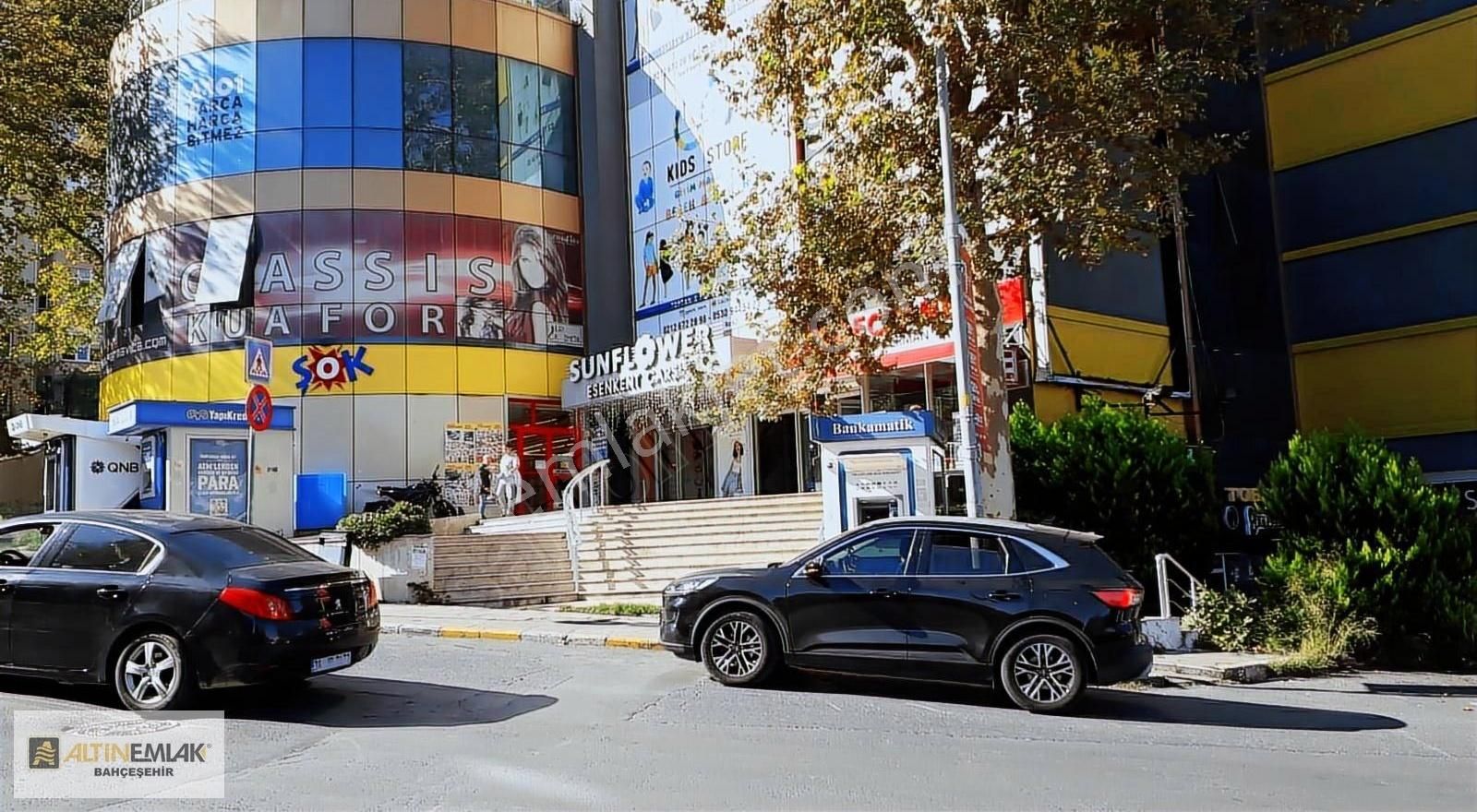 Sunflower Giriş Katında Satılık 33 M2 Mağaza