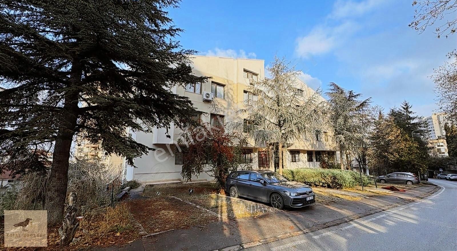Satılık, Gop, Mahatma Gandi Caddesi, 5+1, Full Yapılı, Boş