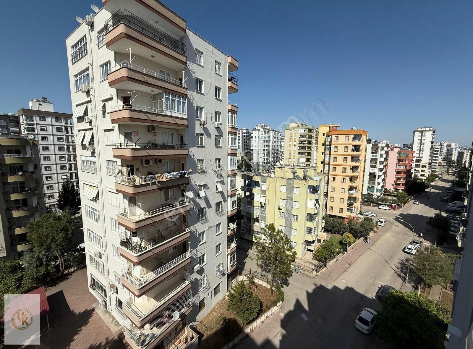 Kenan Evren Yürüme Mesafesi 3+1 K.mutfak Geniş Cepheleri Açık
