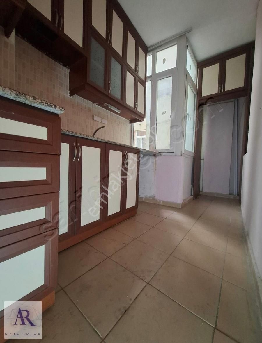 Alaybey Merkezde İzban Durağı Köşesinde 2+1 80 M2 - Görsel 12