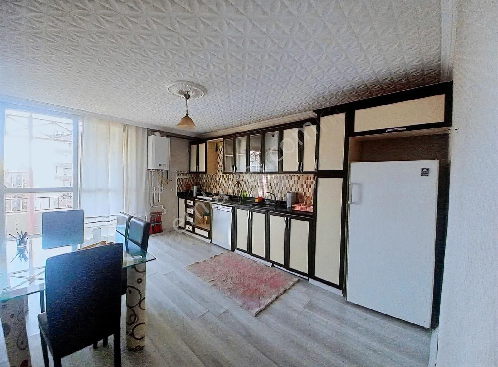 Safir Emlak'tan Metropol Civarında 2+1 Eşyalı Kiralık Daire