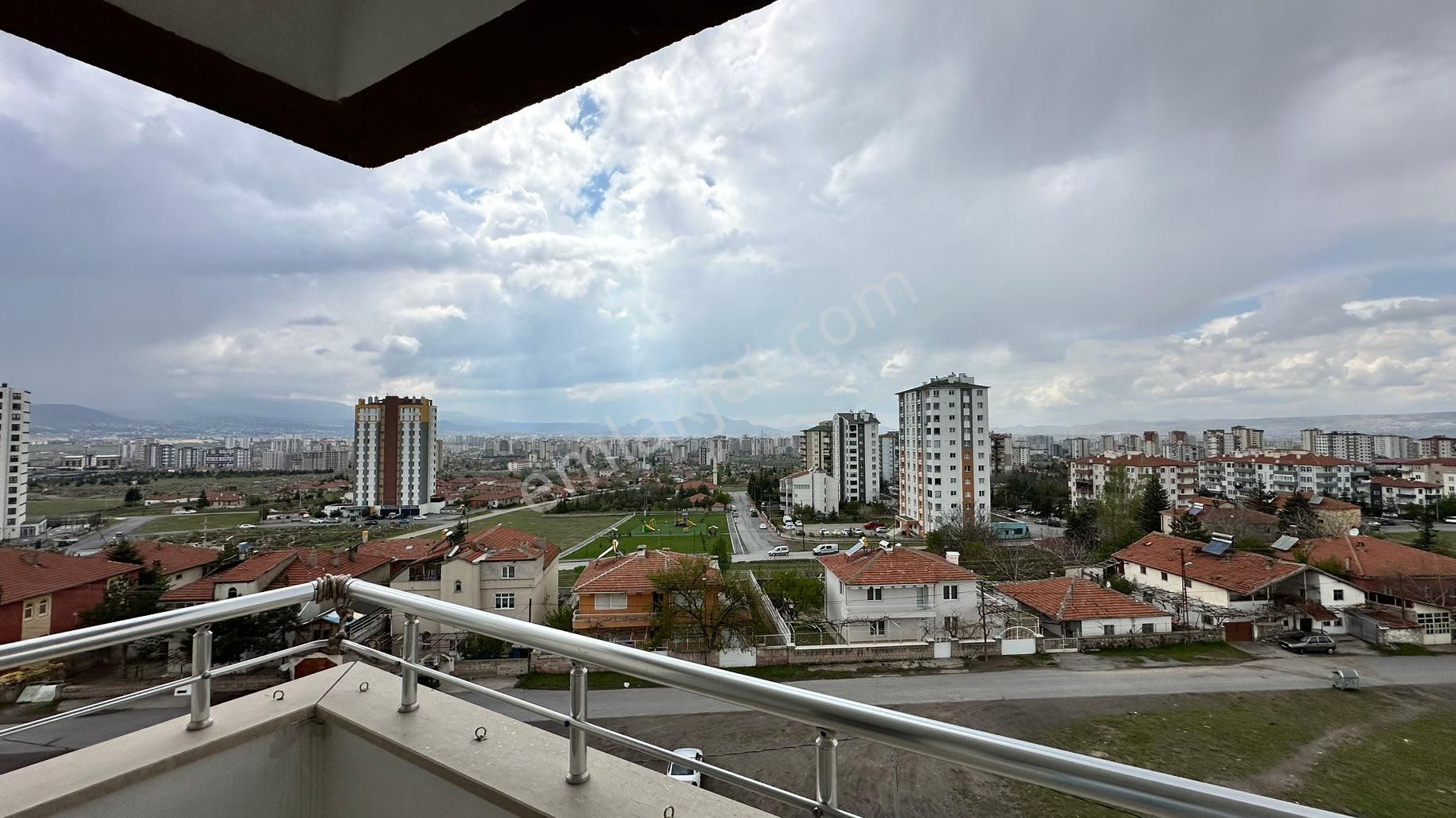 Tamkonut Gyo'dan Muhteşem 4+1 Kiralık Daire