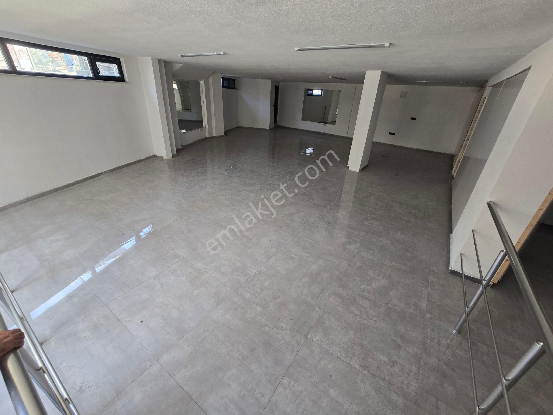 Pusula İnş.tan Gazi Mah Cadde Uzerinde Satılık 320m2 2katlı Dukkan