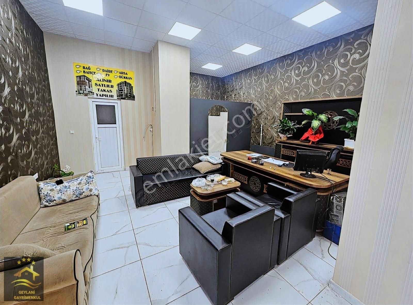 Geylani Emlaktan Acill Satılık İşyeri Araç Takaslı 60m2 Net