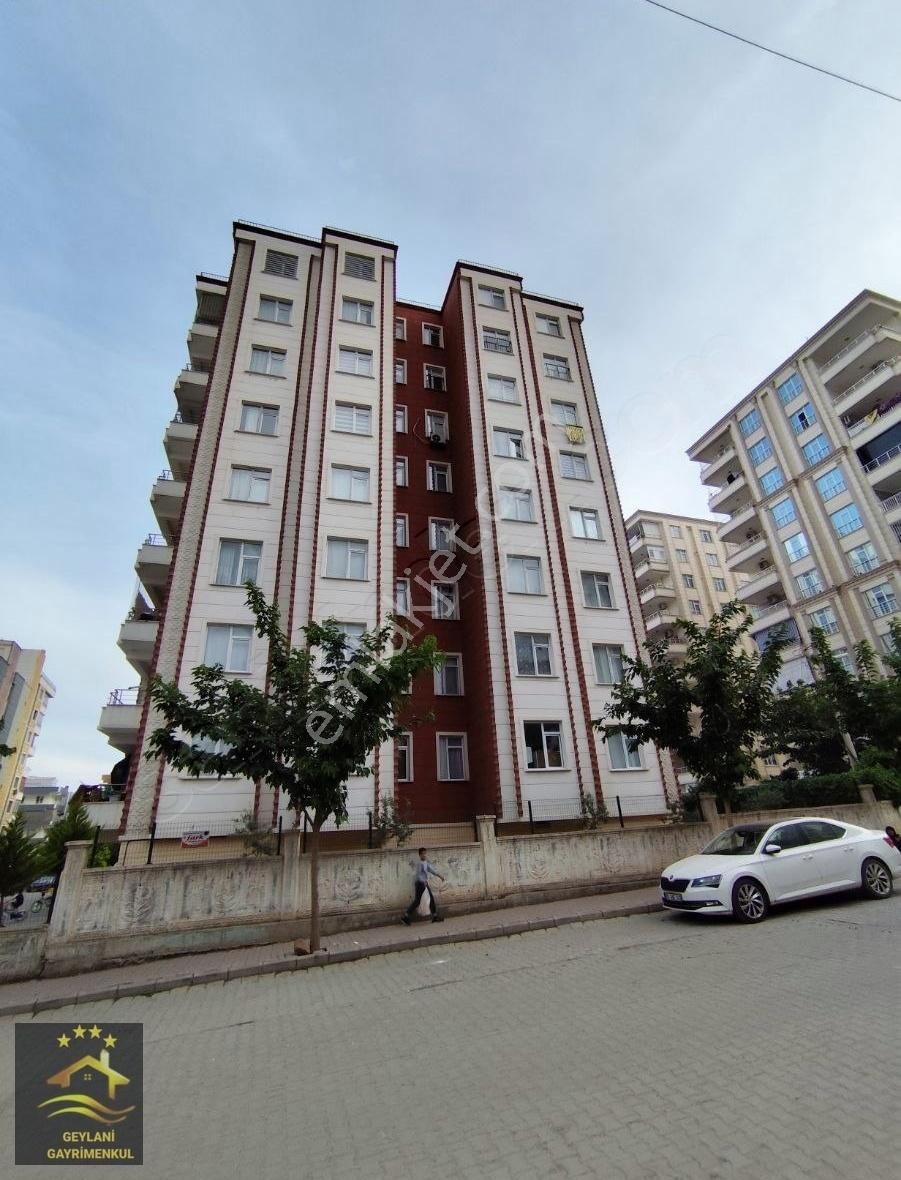 Karaköprü Akpiyar Mah Ali Baba İöo Yanı Site İçi 3+1