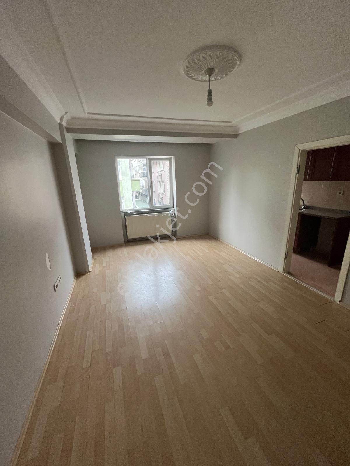 Bayrampaşa Kartaltepe'de 2+1 Kiralık Daire
