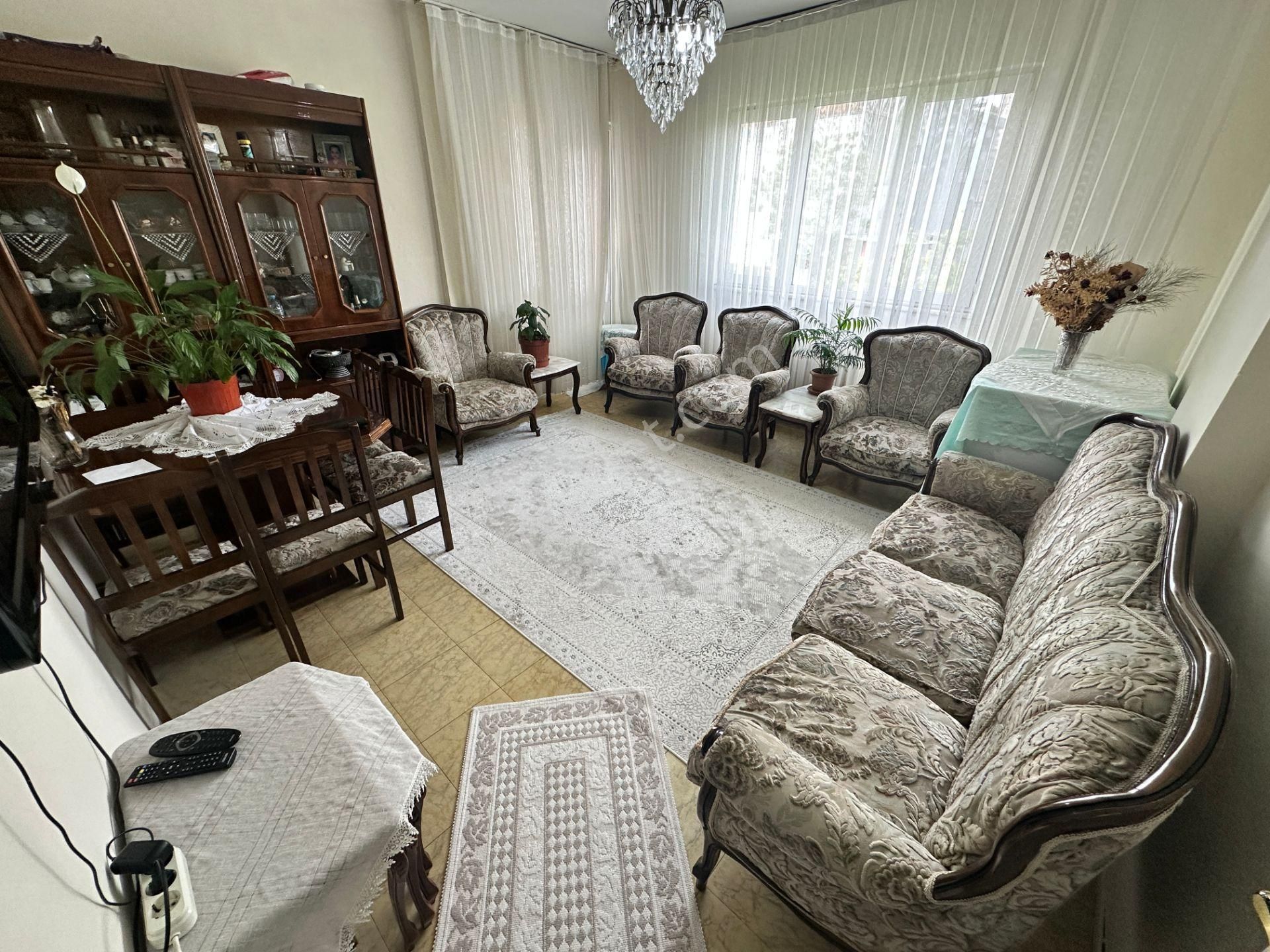 Next House'dan Kocasinan Merkezde 3+1 3. Kat Fırsat Satılık