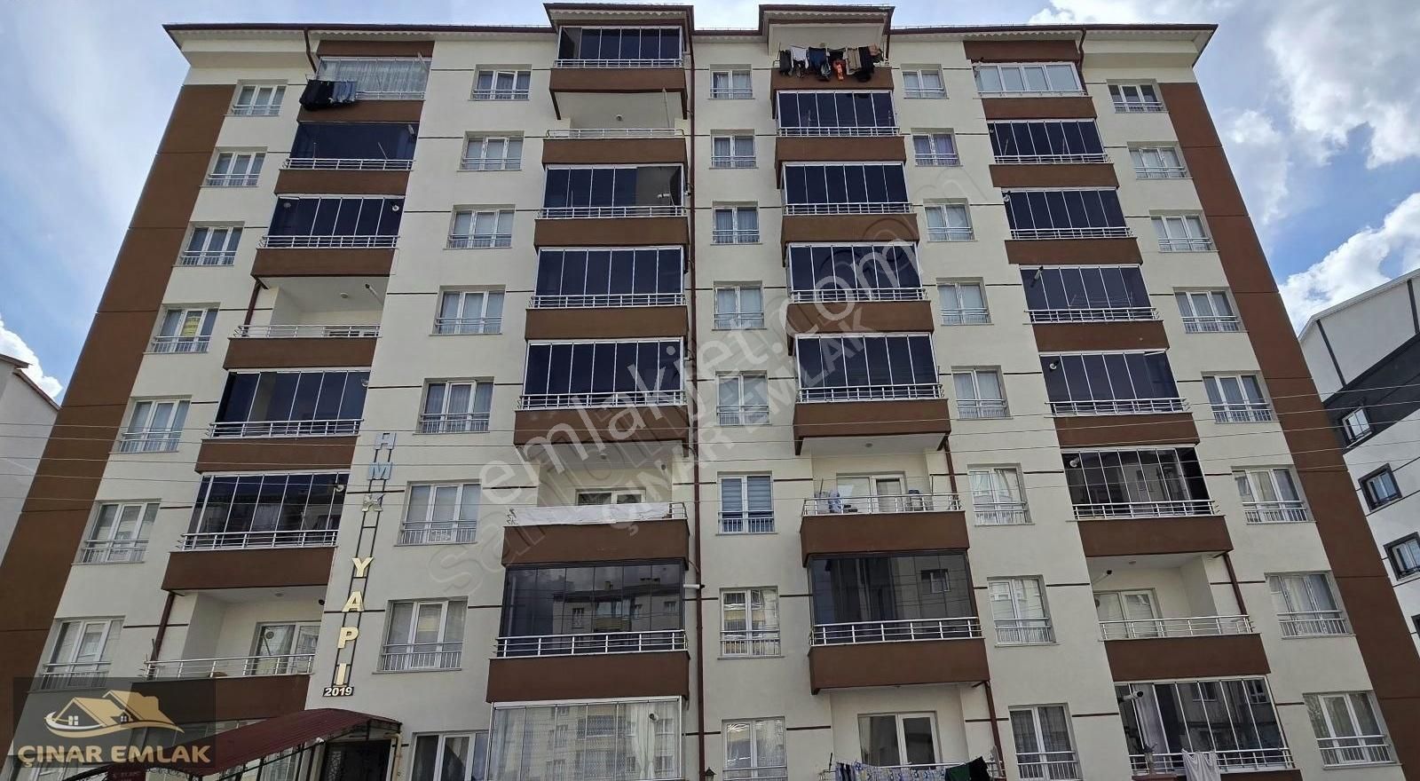 Çınar Emlak'tan Tuzluğölde Satılık 3+1 Ara Kat Daire