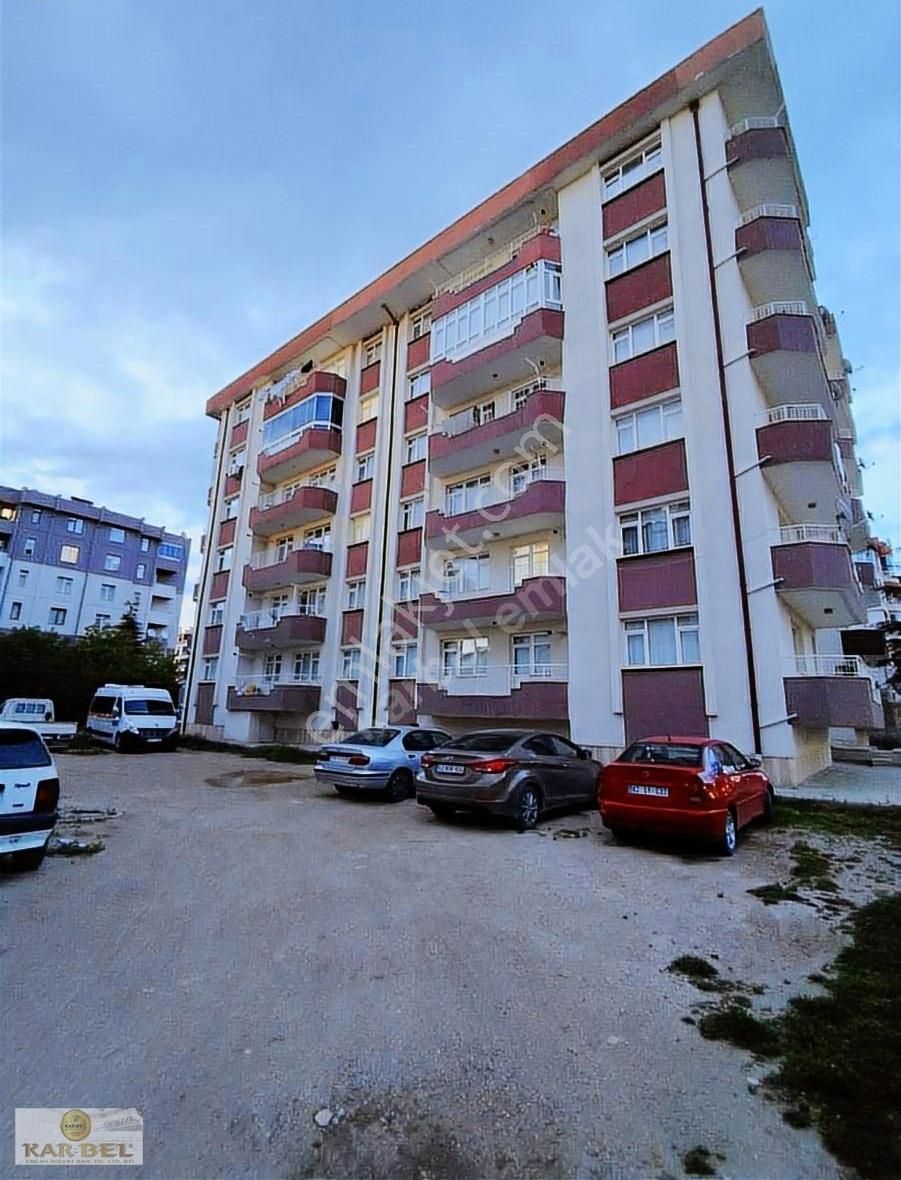 Karatay Aslanlı Kışla Cd Mevlana Sitesi Satılık Arakat 3+1 Daire