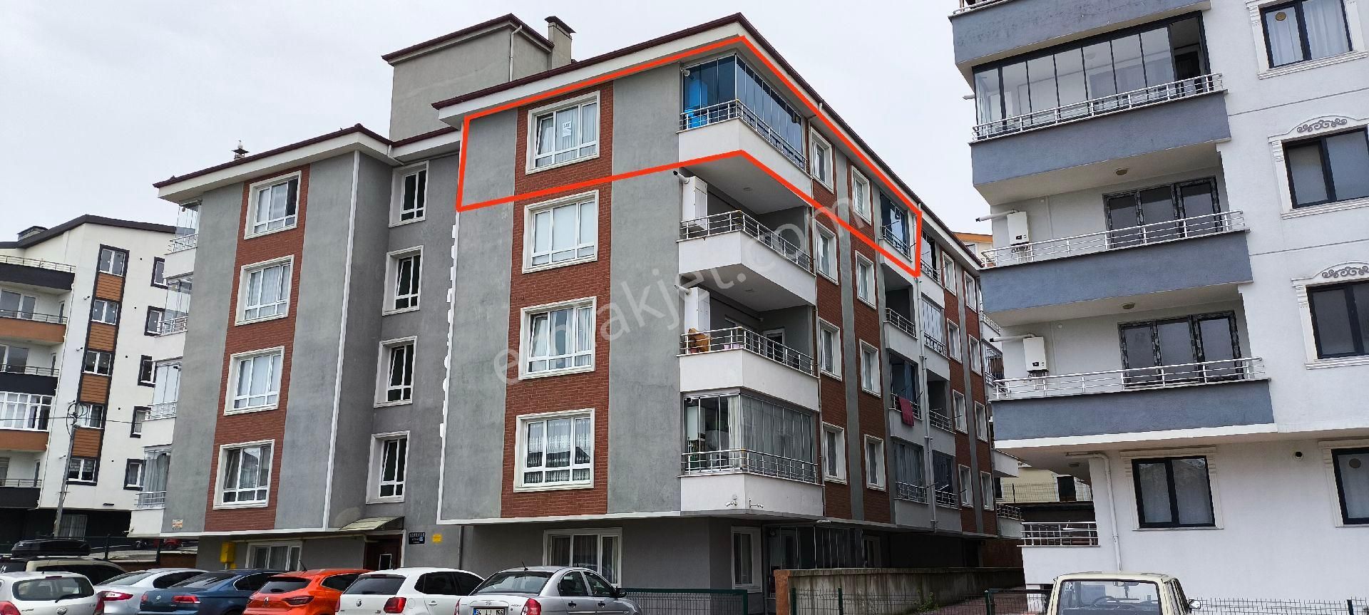 Sinop Gerze Merkezde Alyanak Apt. Sahibinden 3+1 Net 125 M²