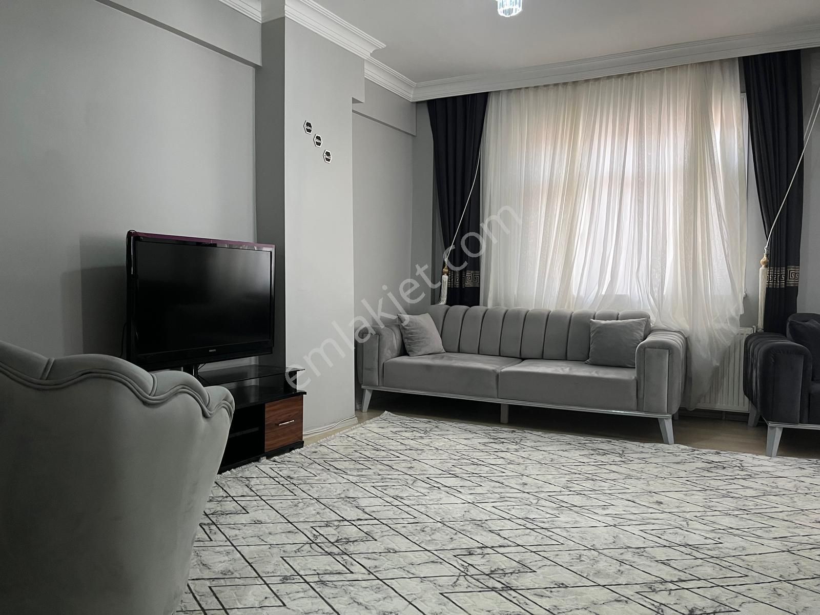 Bağcılar Çınar Mah. Güney Cephe Ara Kat Satılık 2+1 Daire