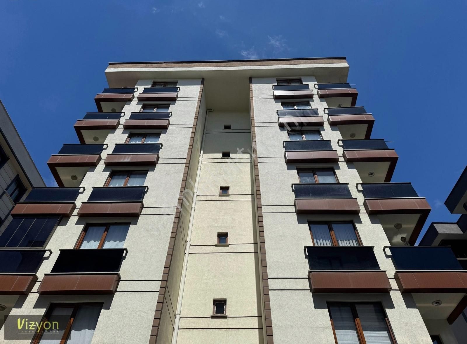 Ara Kat Kapalı Otoparklı Çift Balkonlu 2+1 Satılık Daire