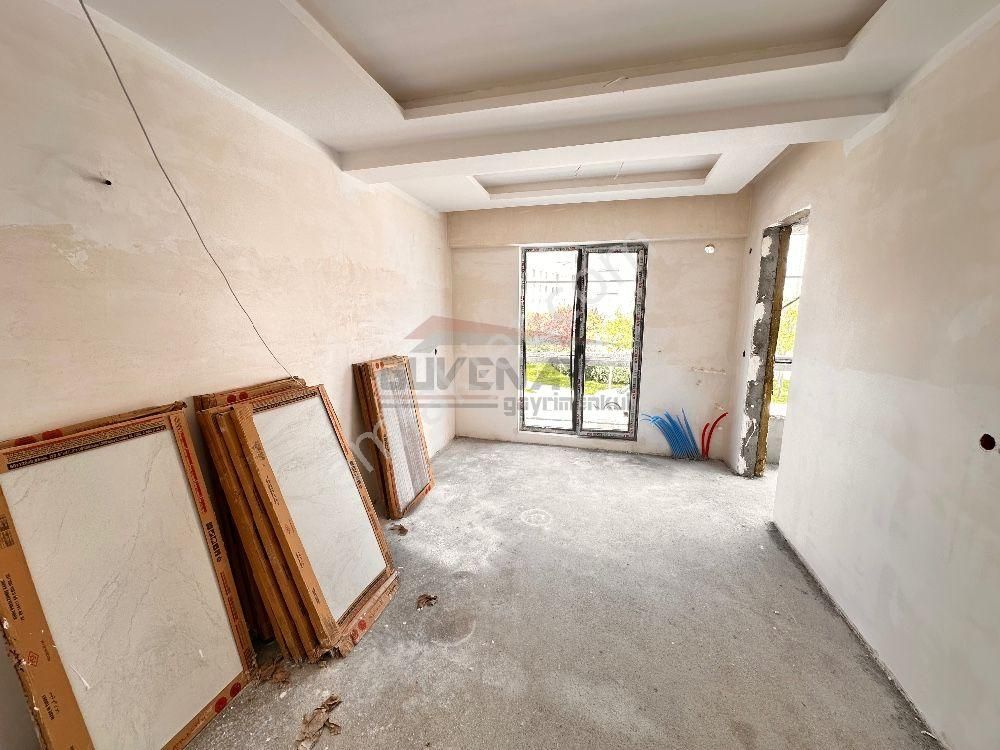 Güvenay - Çorum Merkez Ulukavak Doğa Koleji Civarı 3+1 Satılık