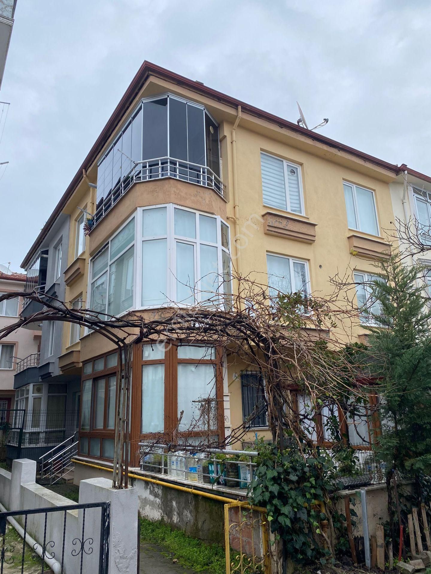 🏡 Şehir İçinde Huzurlu Yaşam! 2+1 Daire Sizi Bekliyor 🌳